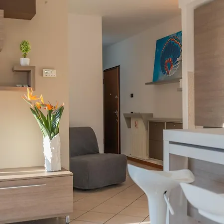 Splendido Con Terrazza Апартаменты Комо